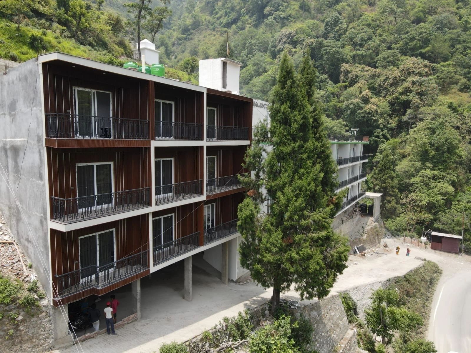 RJwada photo